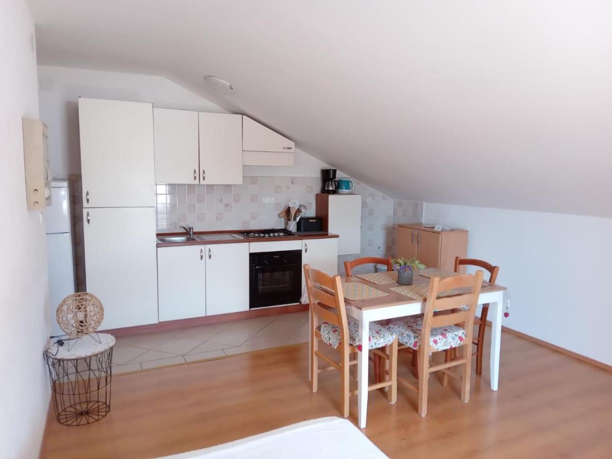 Francis Appartements Pakoštane エクステリア 写真